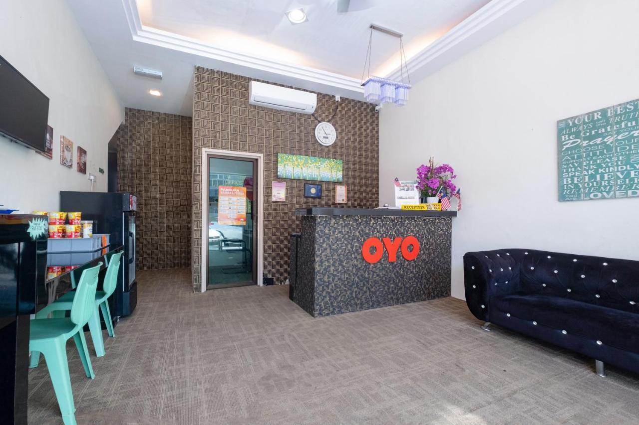 Oyo 89981 Nyamanya Hotel Kuantan Zewnętrze zdjęcie