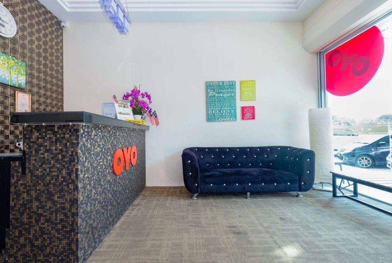 Oyo 89981 Nyamanya Hotel Kuantan Zewnętrze zdjęcie