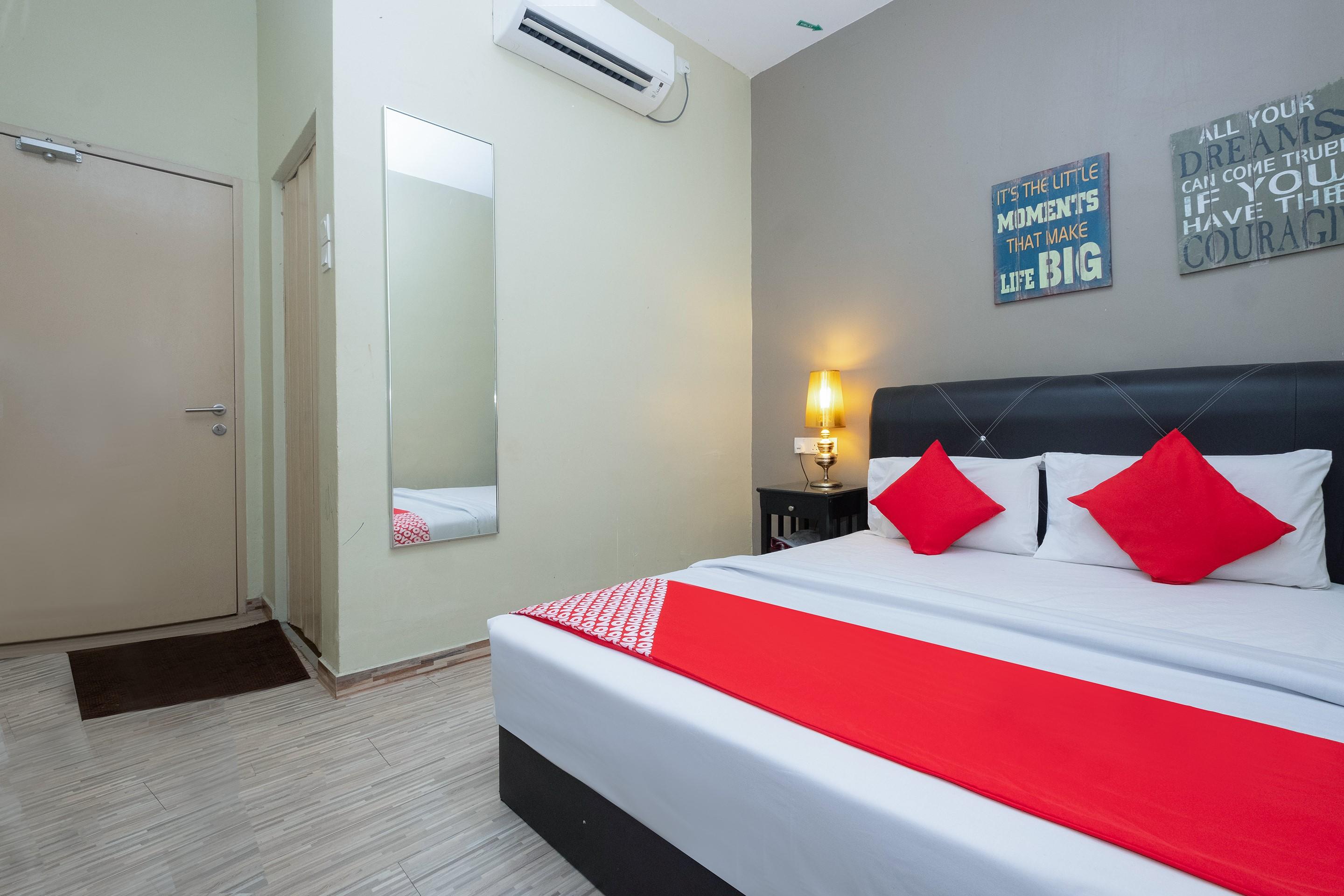 Oyo 89981 Nyamanya Hotel Kuantan Zewnętrze zdjęcie