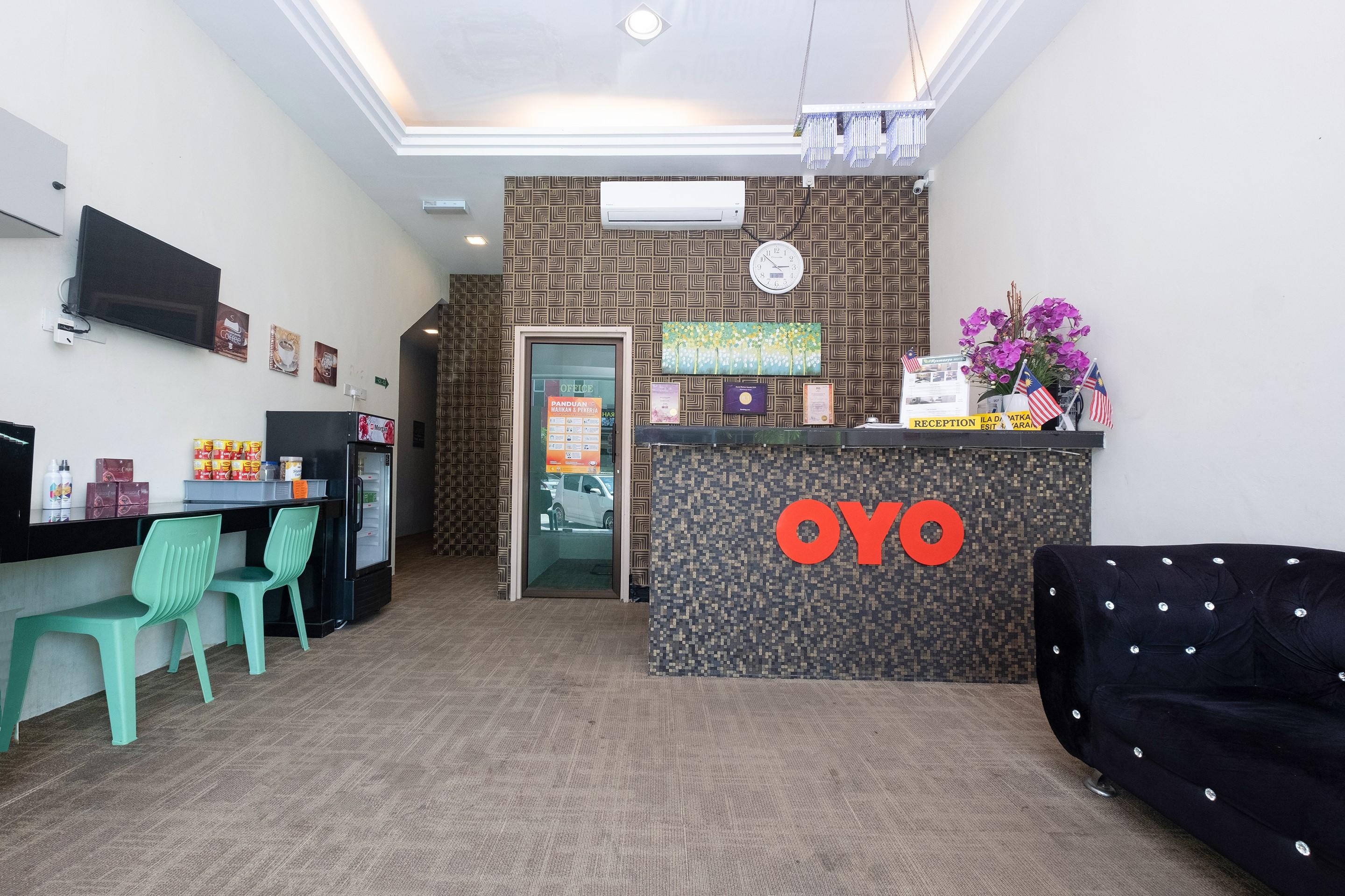 Oyo 89981 Nyamanya Hotel Kuantan Zewnętrze zdjęcie