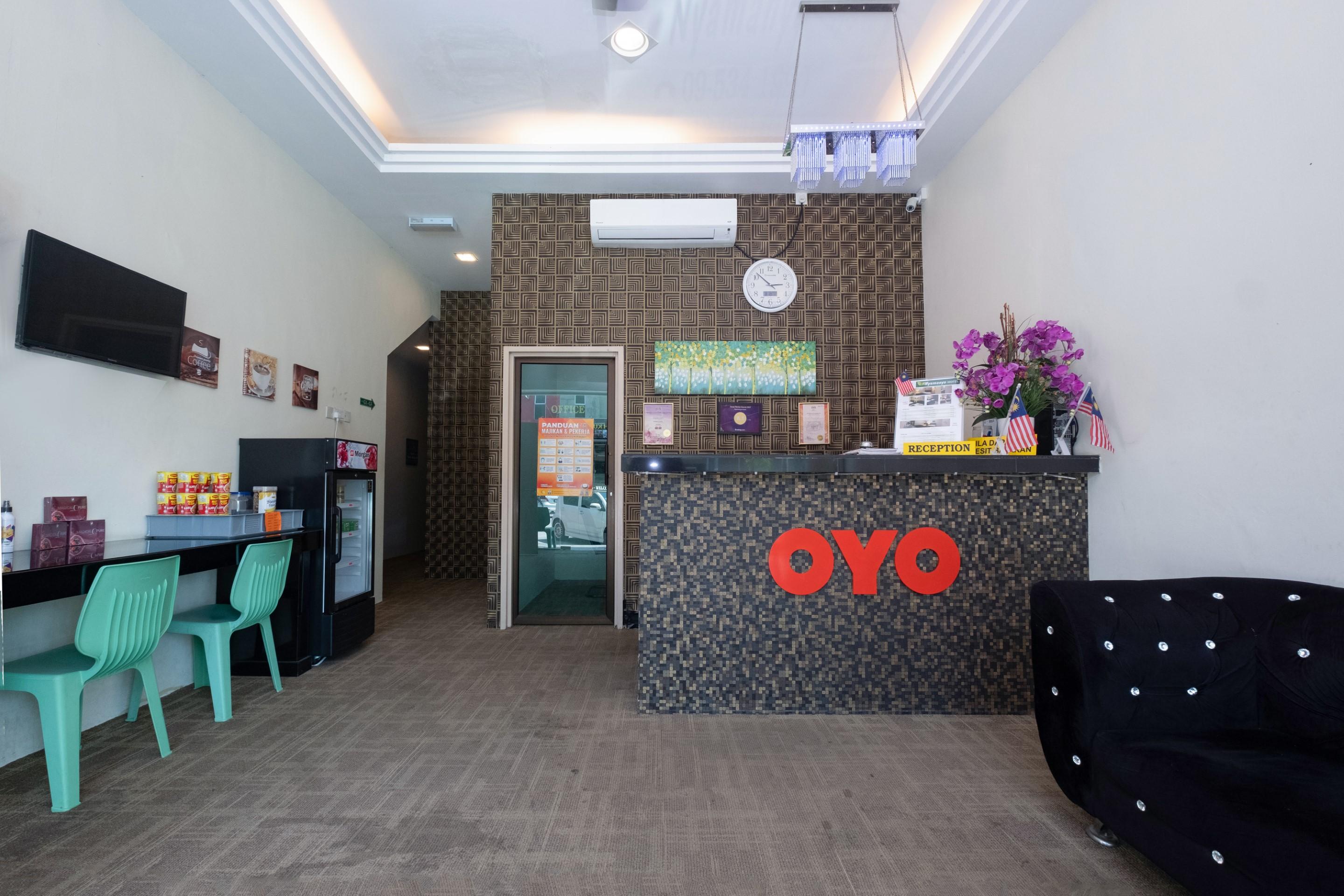 Oyo 89981 Nyamanya Hotel Kuantan Zewnętrze zdjęcie