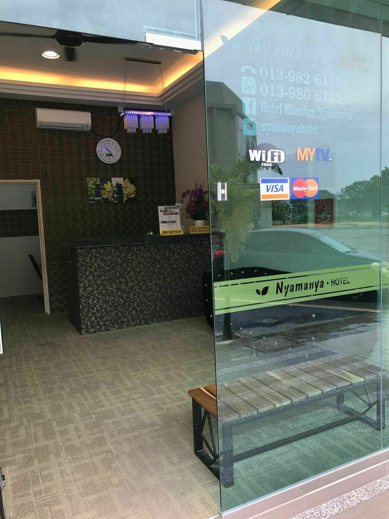 Oyo 89981 Nyamanya Hotel Kuantan Zewnętrze zdjęcie